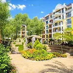 Harmony Suites-2 Private 404 Appartement Slantchev Briag